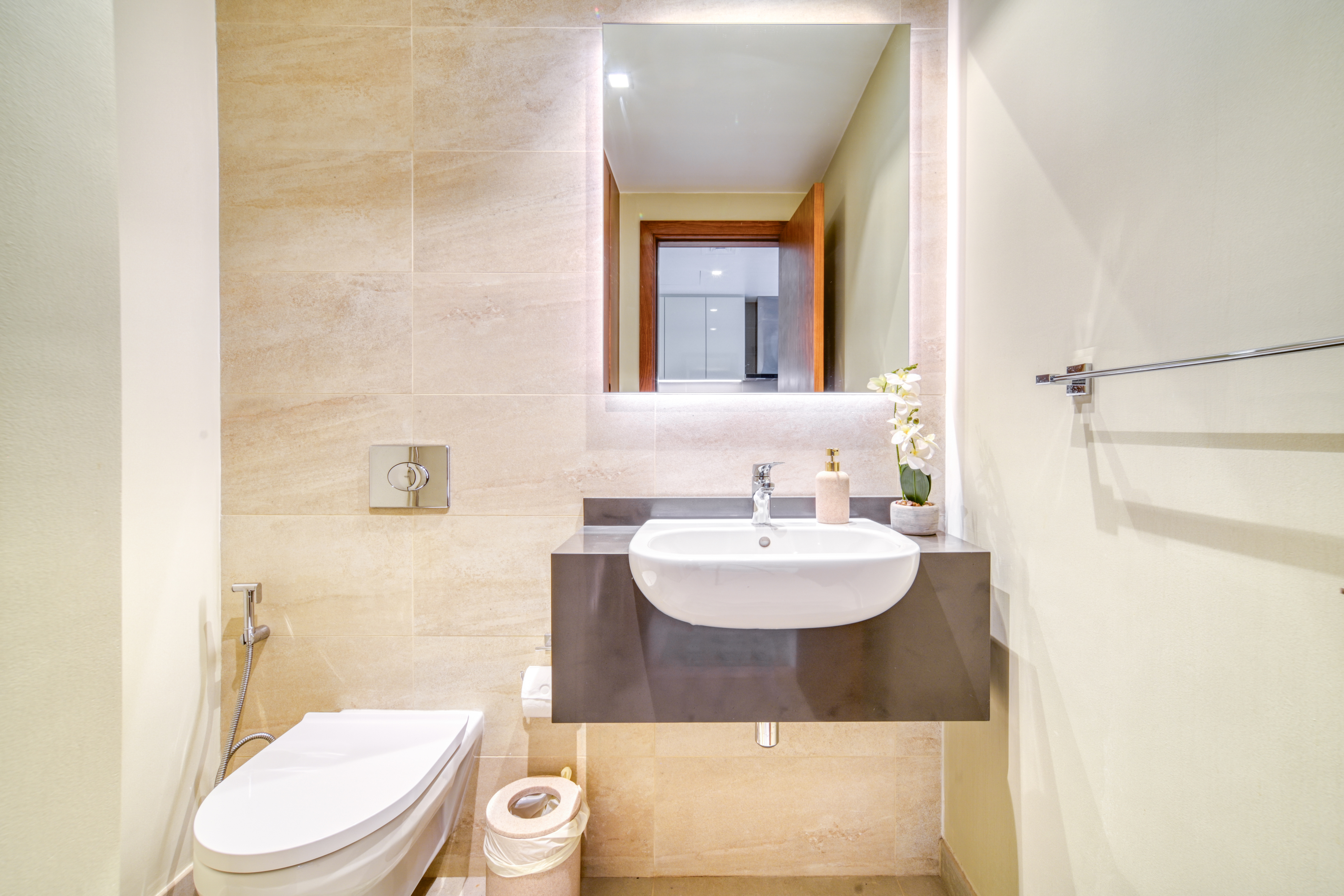 1 Bedroom Apartment in No.9