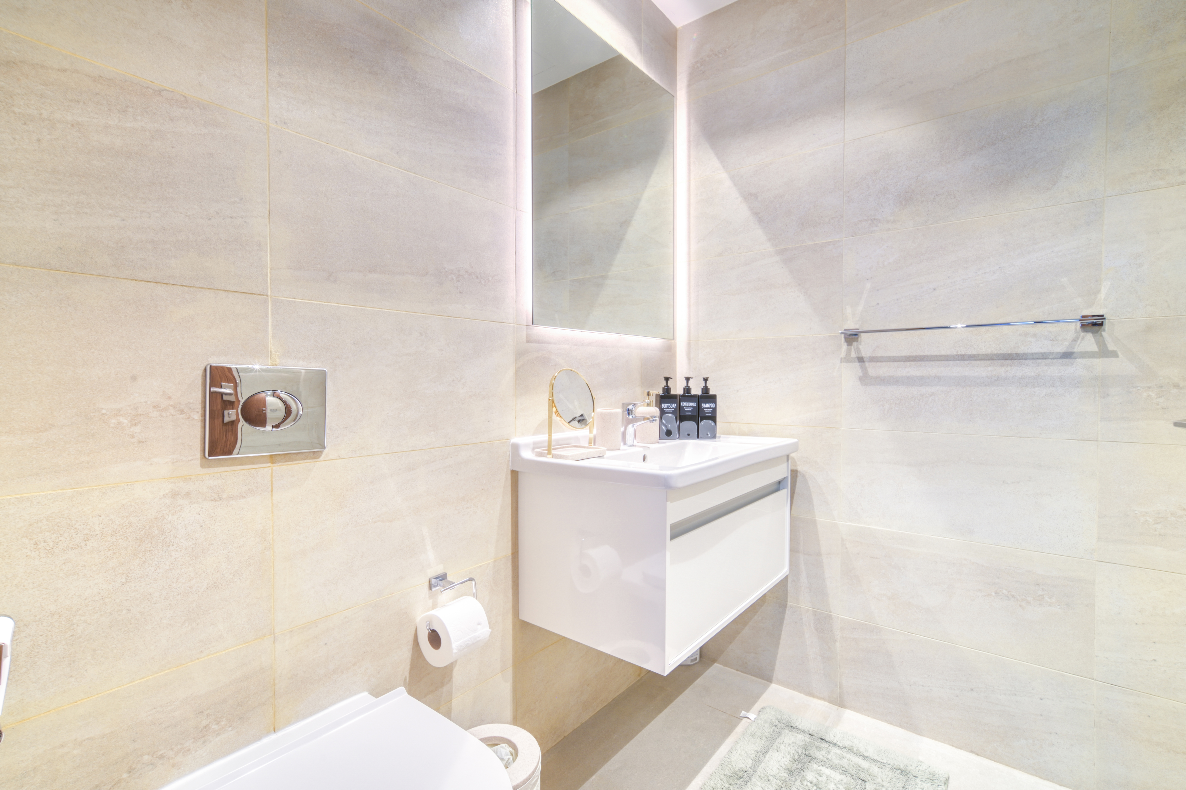 1 Bedroom Apartment in No.9