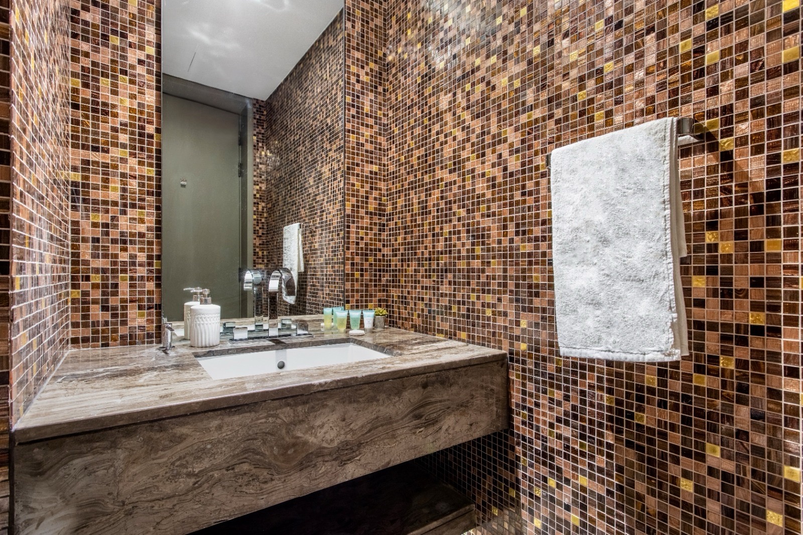 1 Bedroom Apartment in Damac Heights