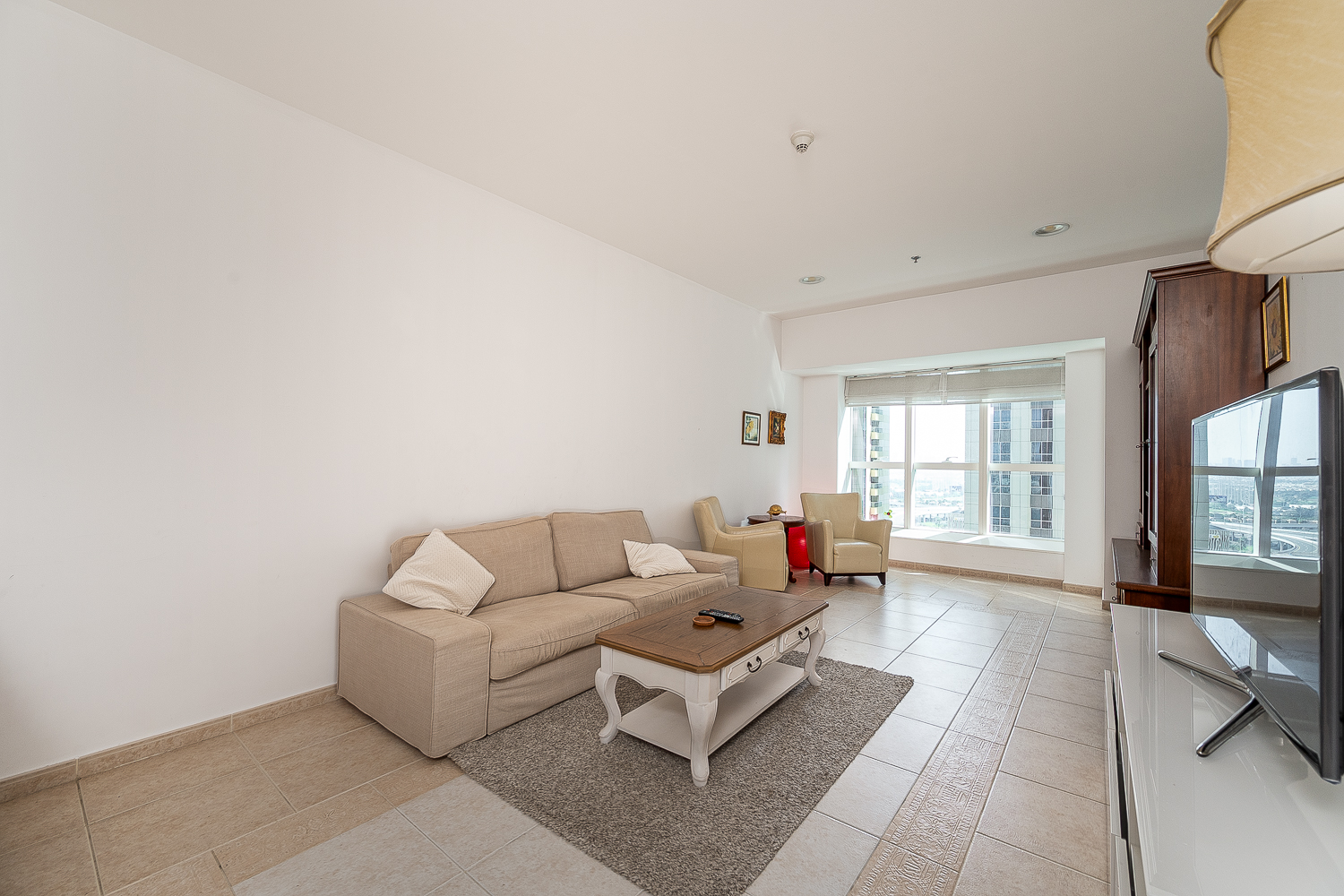 2 Bedrooms Apartment in Elite Residence