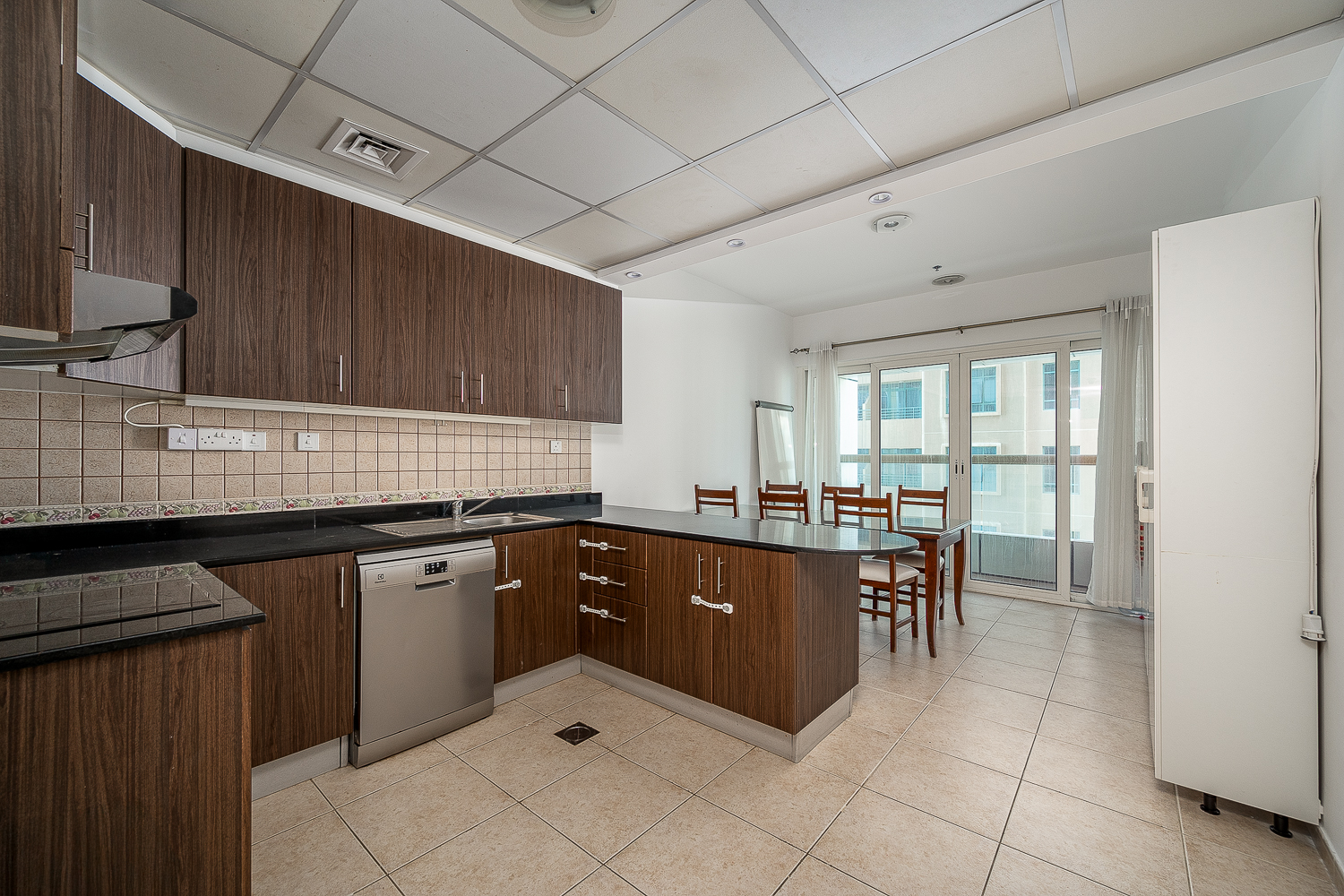 2 Bedrooms Apartment in Elite Residence