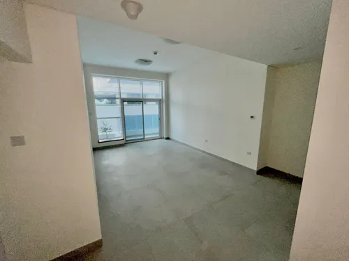 1 Bedroom Apartment in Marina Arcade Tower