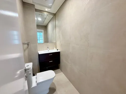 2 Bedrooms Apartment in Marina Arcade Tower