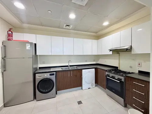 2 Bedrooms Apartment in Marina Arcade Tower