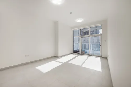 2 Bedrooms Apartment in Marina Arcade Tower