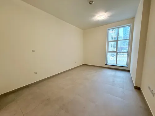 2 Bedrooms Apartment in Marina Arcade Tower