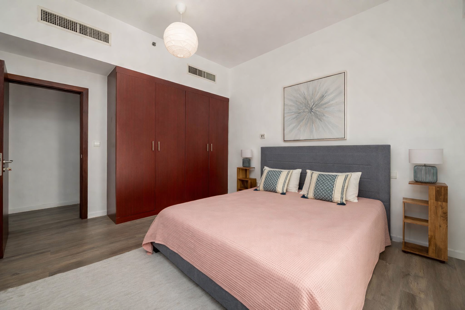 2 Bedrooms Apartment in Rimal 1