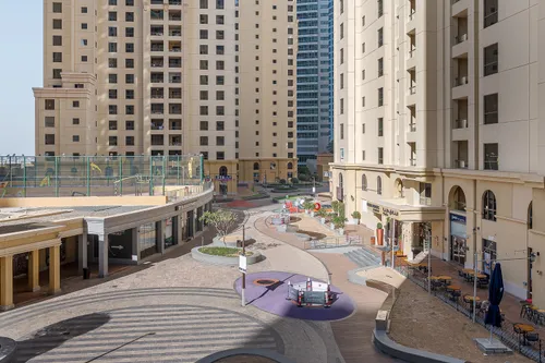 2 Bedrooms Apartment in Bahar 1