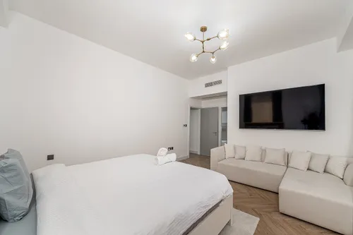 2 Bedrooms Apartment in Bahar 1