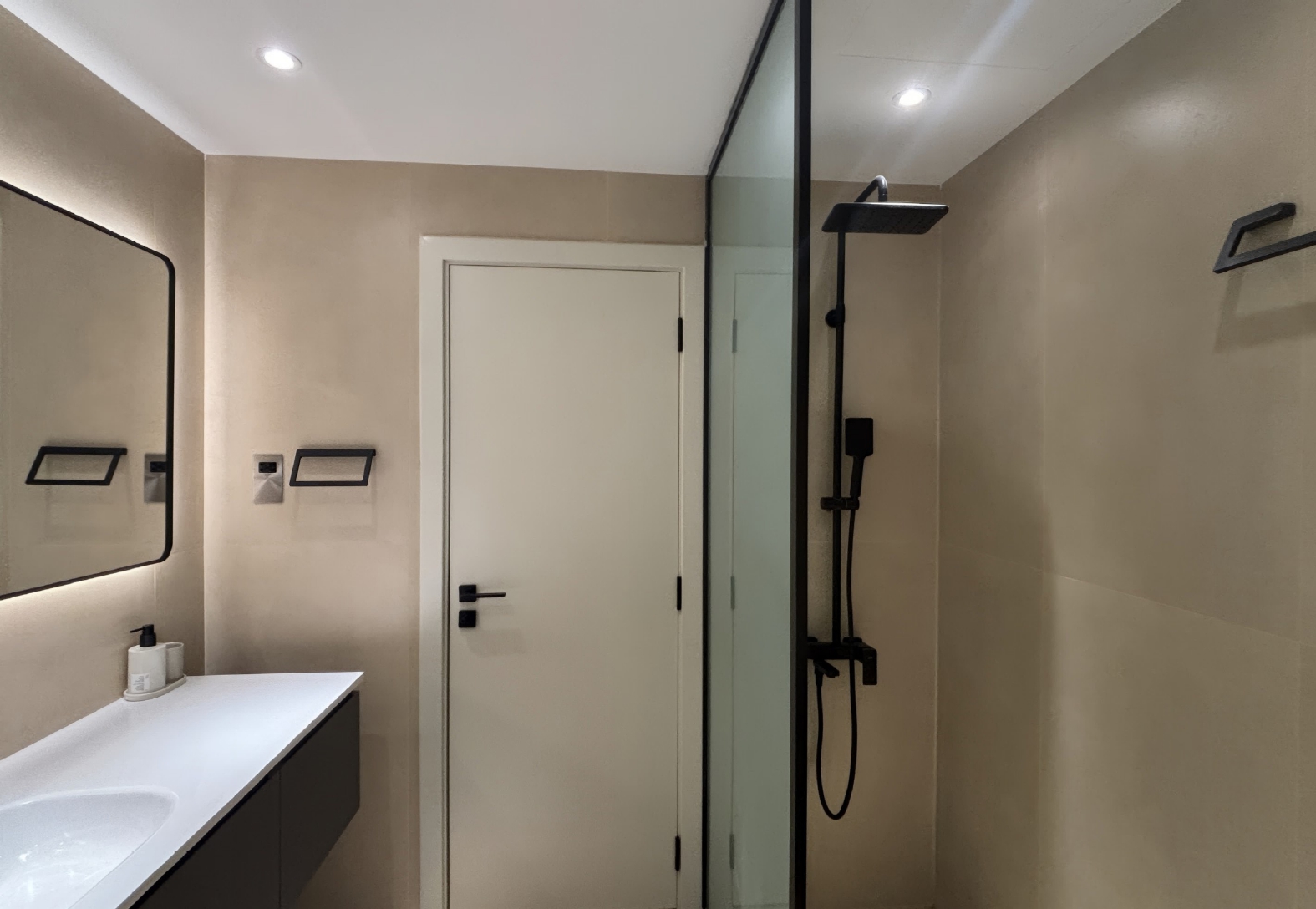 1 Bedroom Apartment in Shams 1