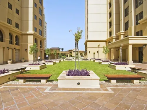 2 Bedrooms Apartment in Amwaj 4