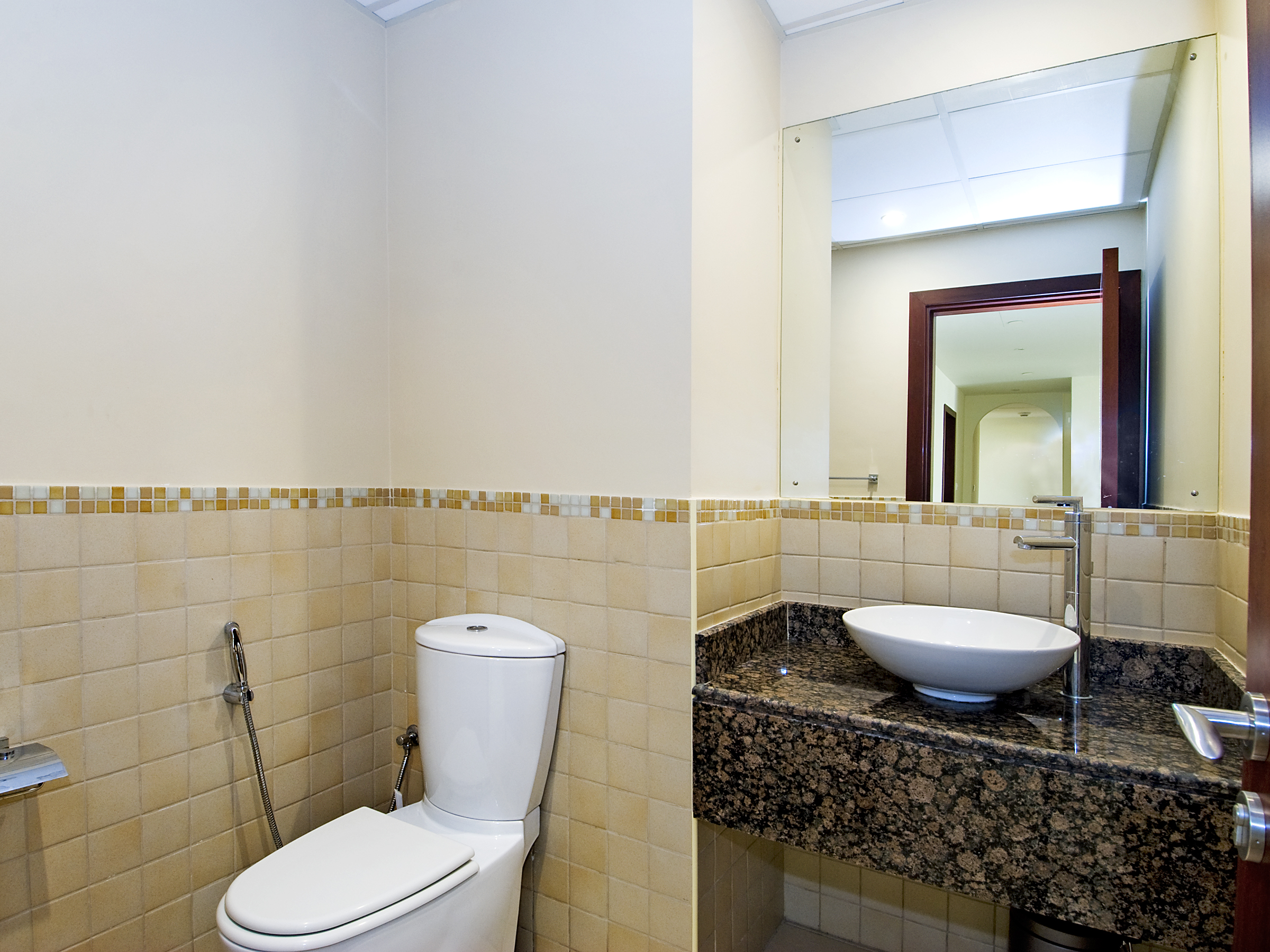 2 Bedrooms Apartment in Rimal 2