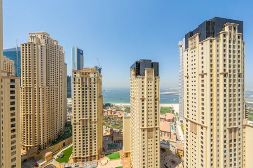 3 Bedrooms Apartment in Murjan 6