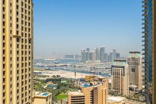 3 Bedrooms Apartment in Murjan 6