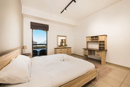 4 Bedrooms Apartment in Rimal 5