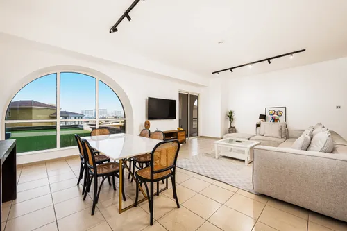 4 Bedrooms Apartment in Rimal 5