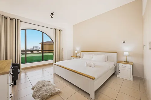 4 Bedrooms Apartment in Rimal 5