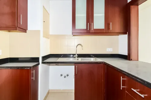 2 Bedrooms Apartment in Bahar 1