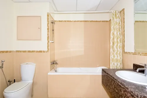 2 Bedrooms Apartment in Bahar 1