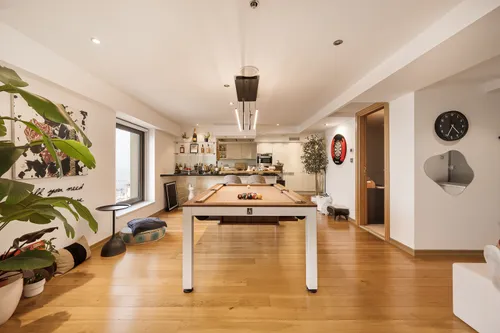 2 Bedrooms Apartment in Sadaf 6