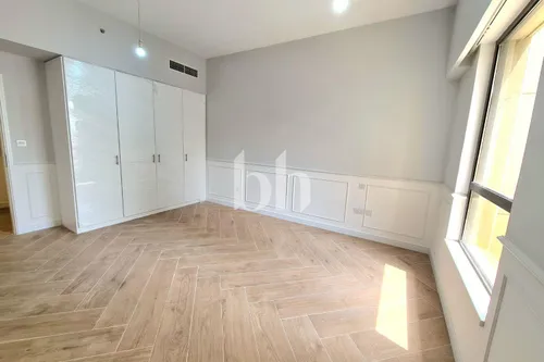 4 Bedrooms Apartment in Sadaf 8