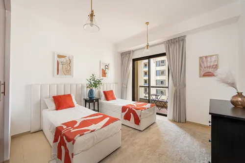 2 Bedrooms Apartment in Bahar 1