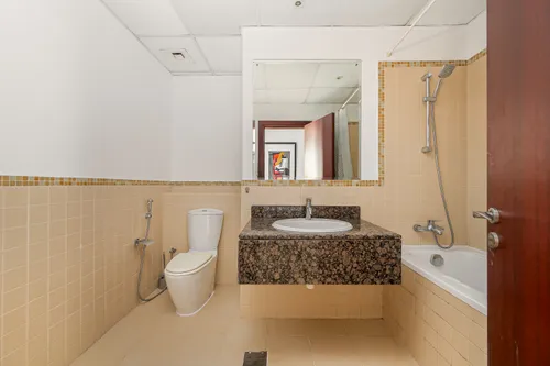 2 Bedrooms Apartment in Bahar 1