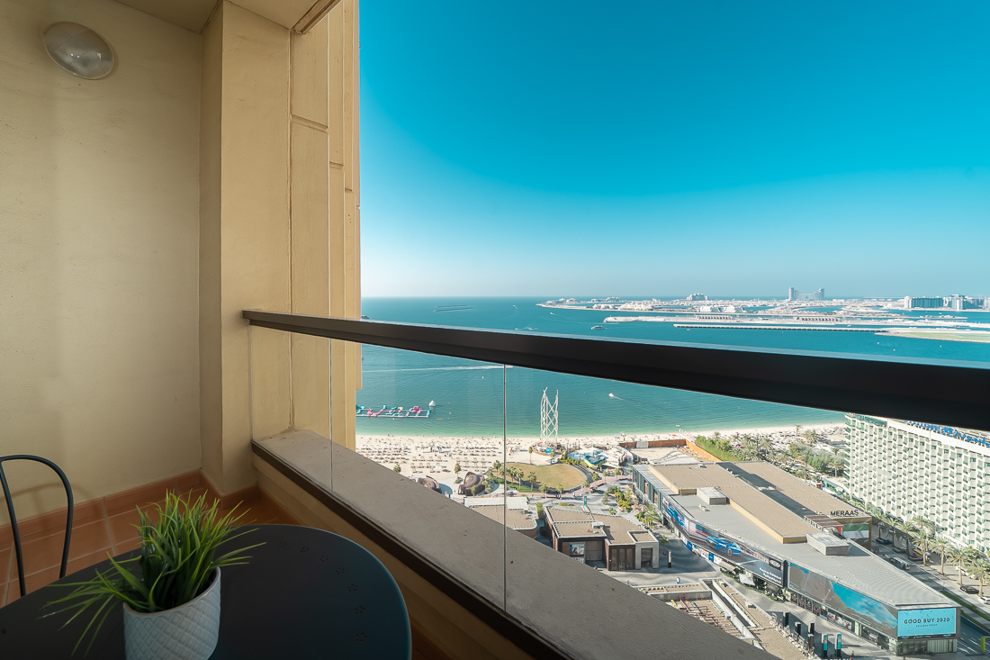 2 Bedrooms Apartment in Rimal 4