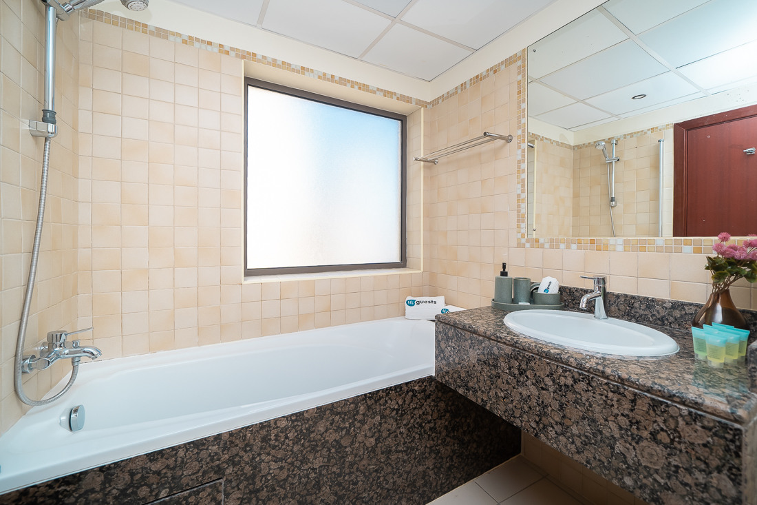 2 Bedrooms Apartment in Rimal 4