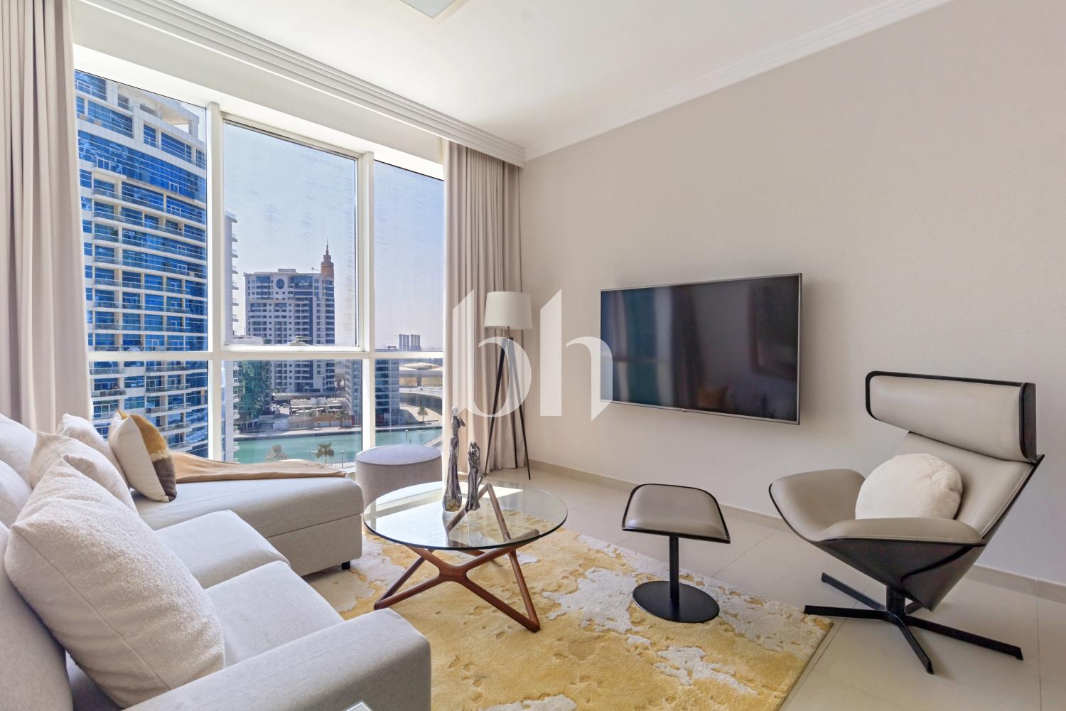 Upgraded | 2+Maid | Beach front living