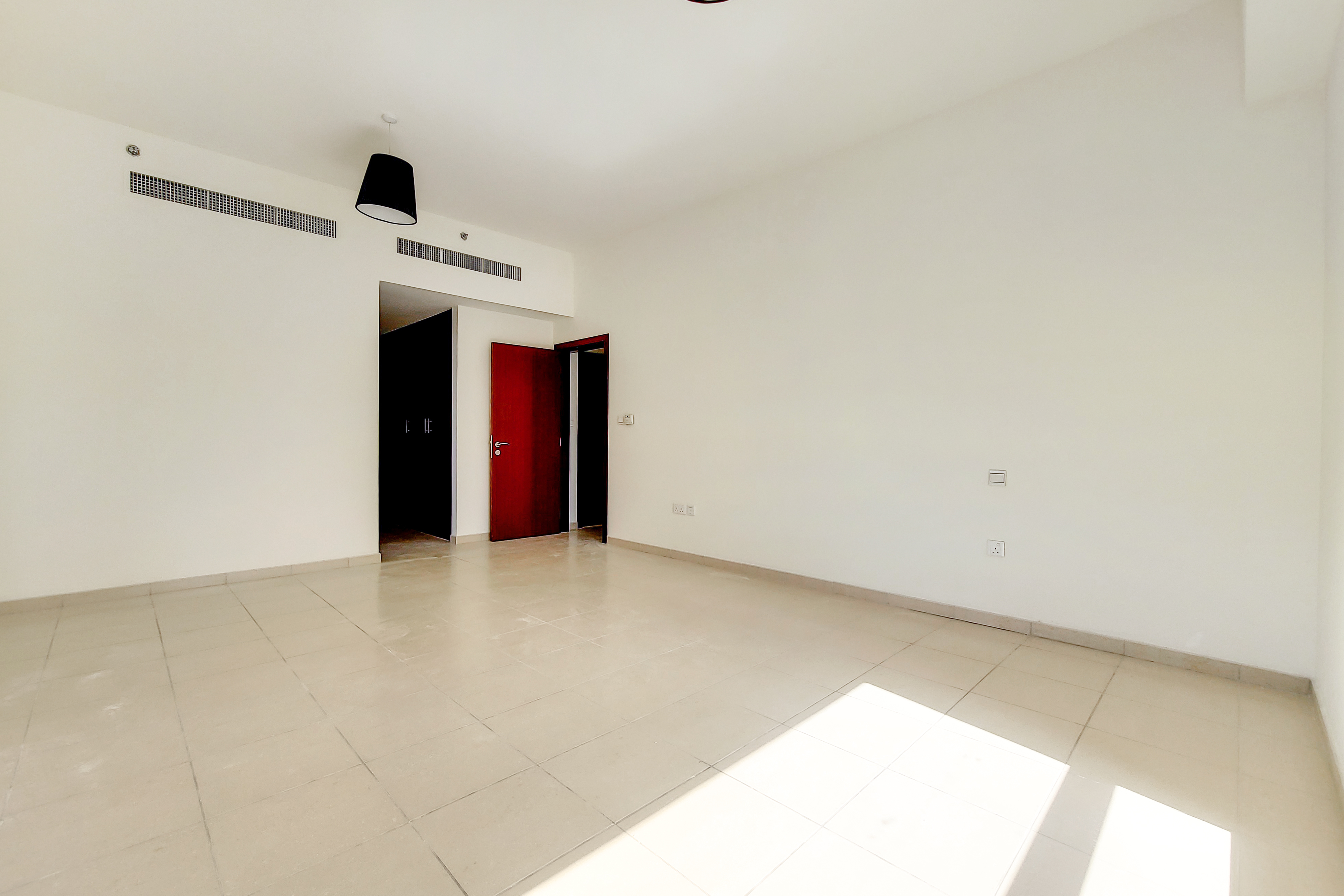 3 Bedrooms Apartment in Rimal 5