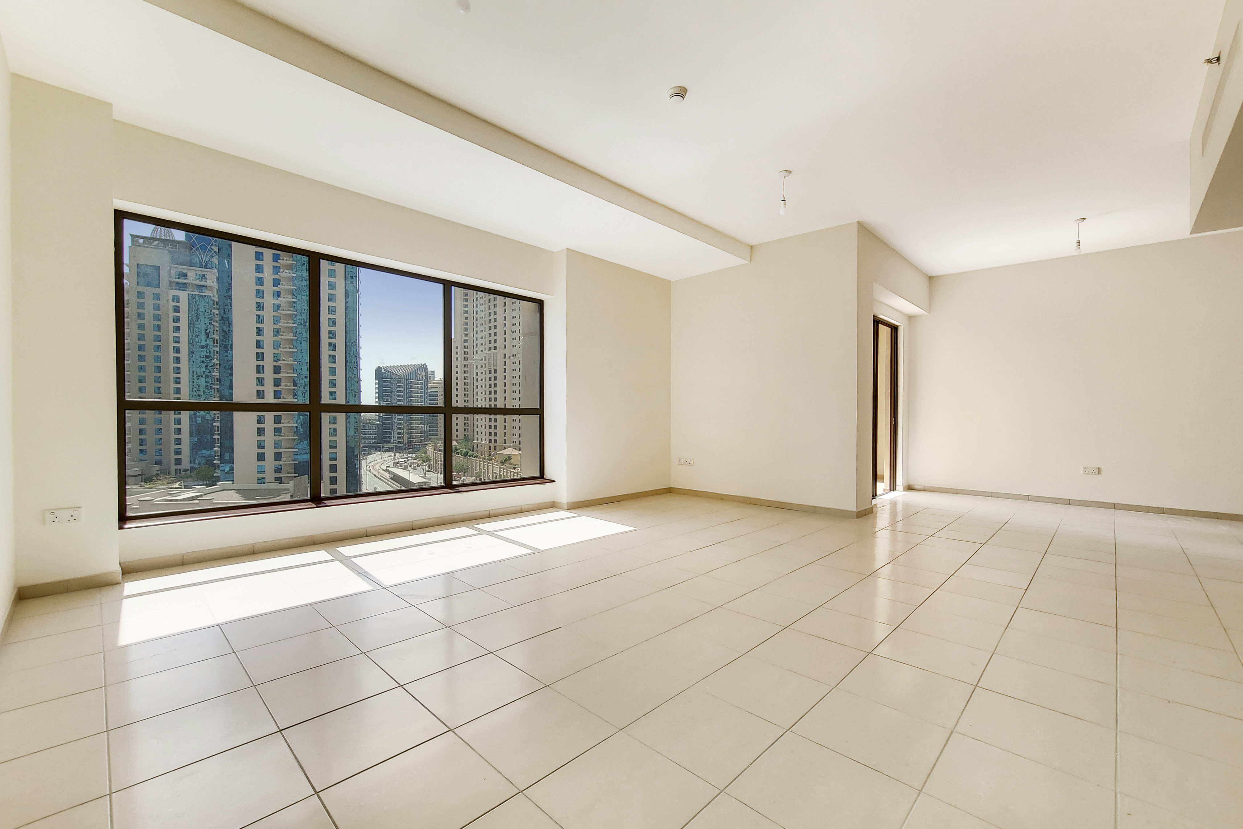 3 Bedrooms Apartment in Rimal 5