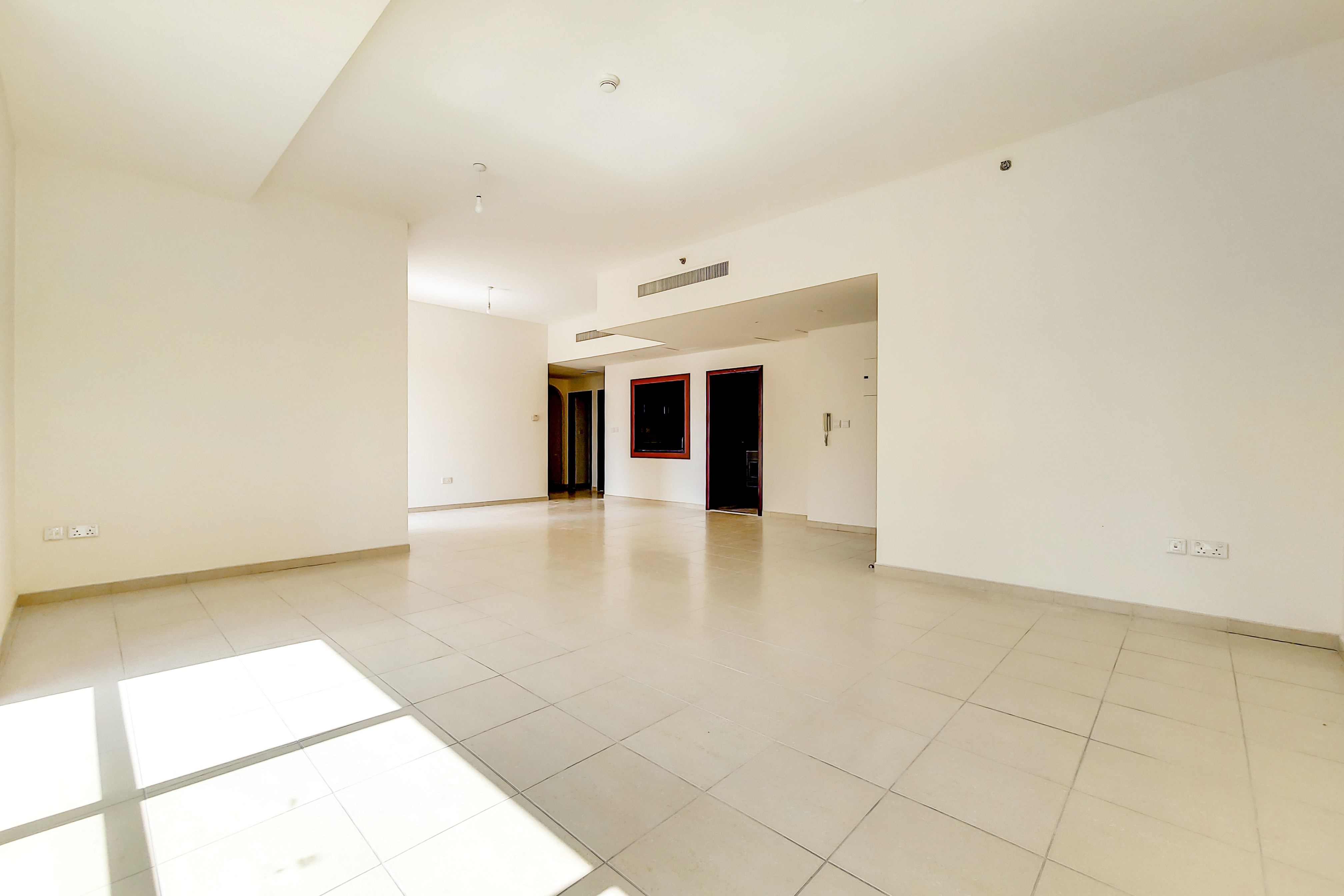 3 Bedrooms Apartment in Rimal 5