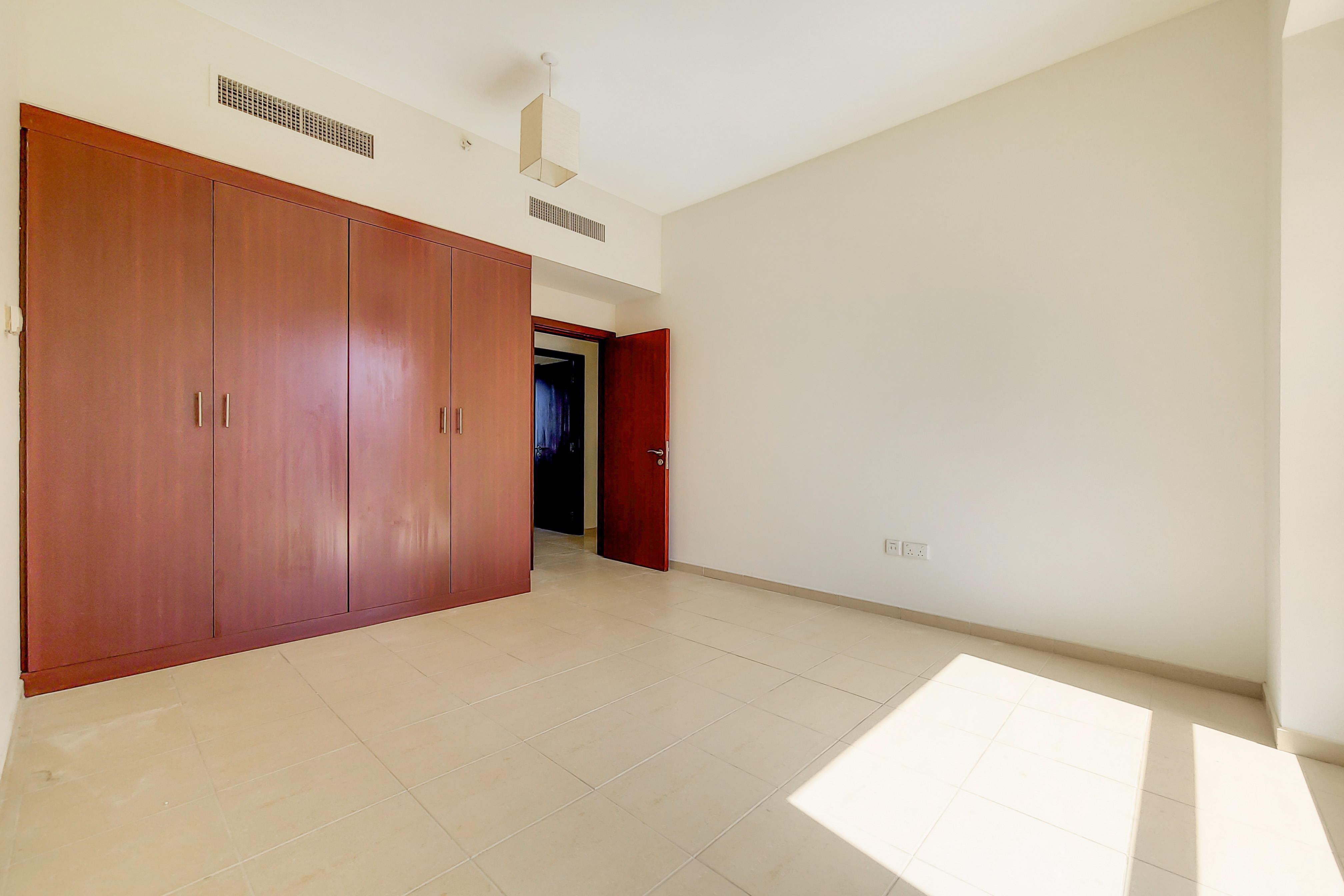 3 Bedrooms Apartment in Rimal 5