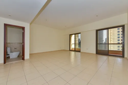 2 Bedrooms Apartment in Sadaf 6