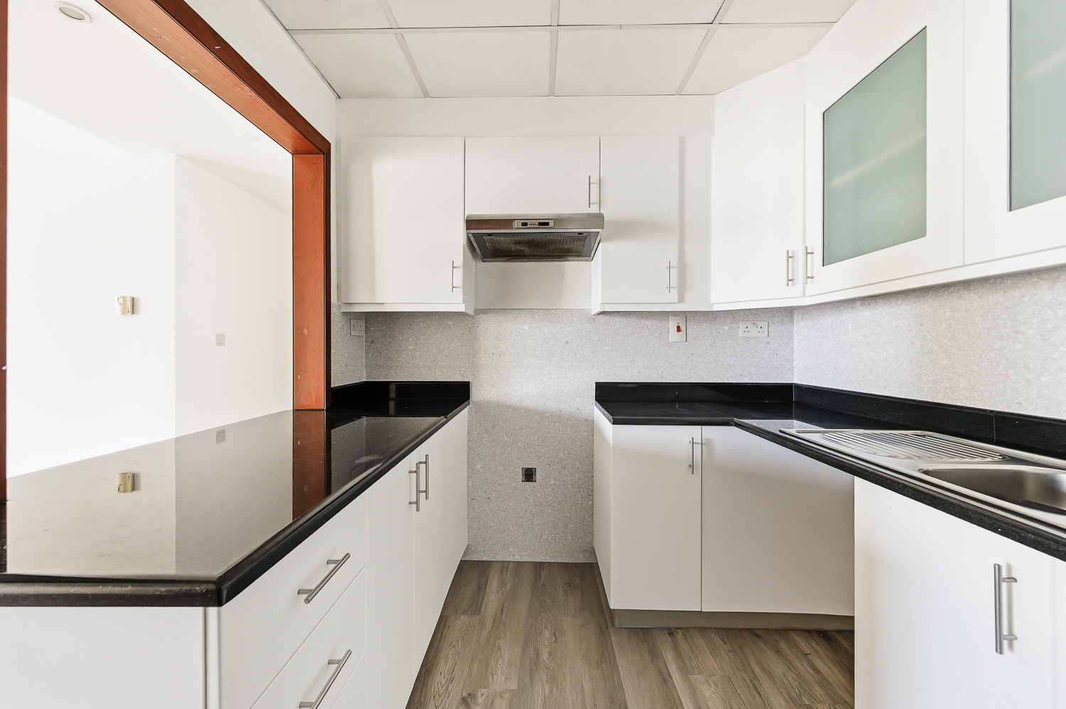 2 Bedrooms Apartment in Sadaf 6