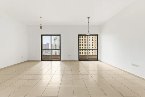 2 Bedrooms Apartment in Sadaf 6