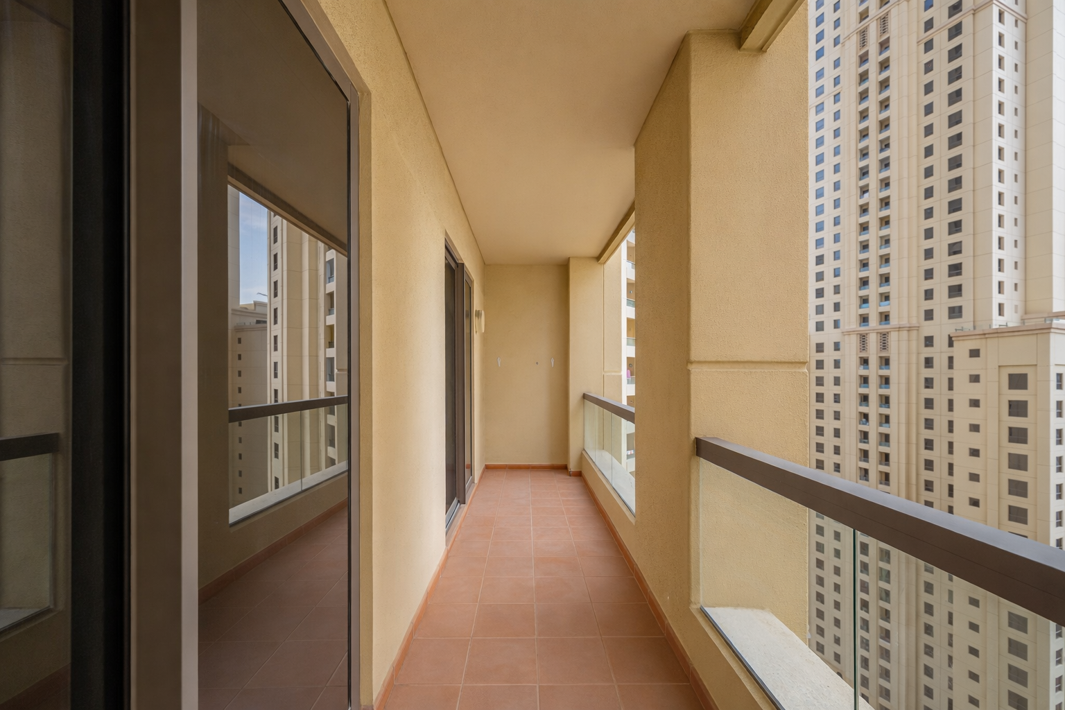 2 Bedrooms Apartment in Sadaf 6