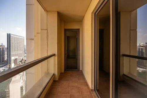 2 Bedrooms Apartment in Bahar 1