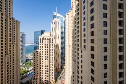 2 Bedrooms Apartment in Bahar 1