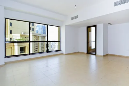 2 Bedrooms Apartment in Bahar 1