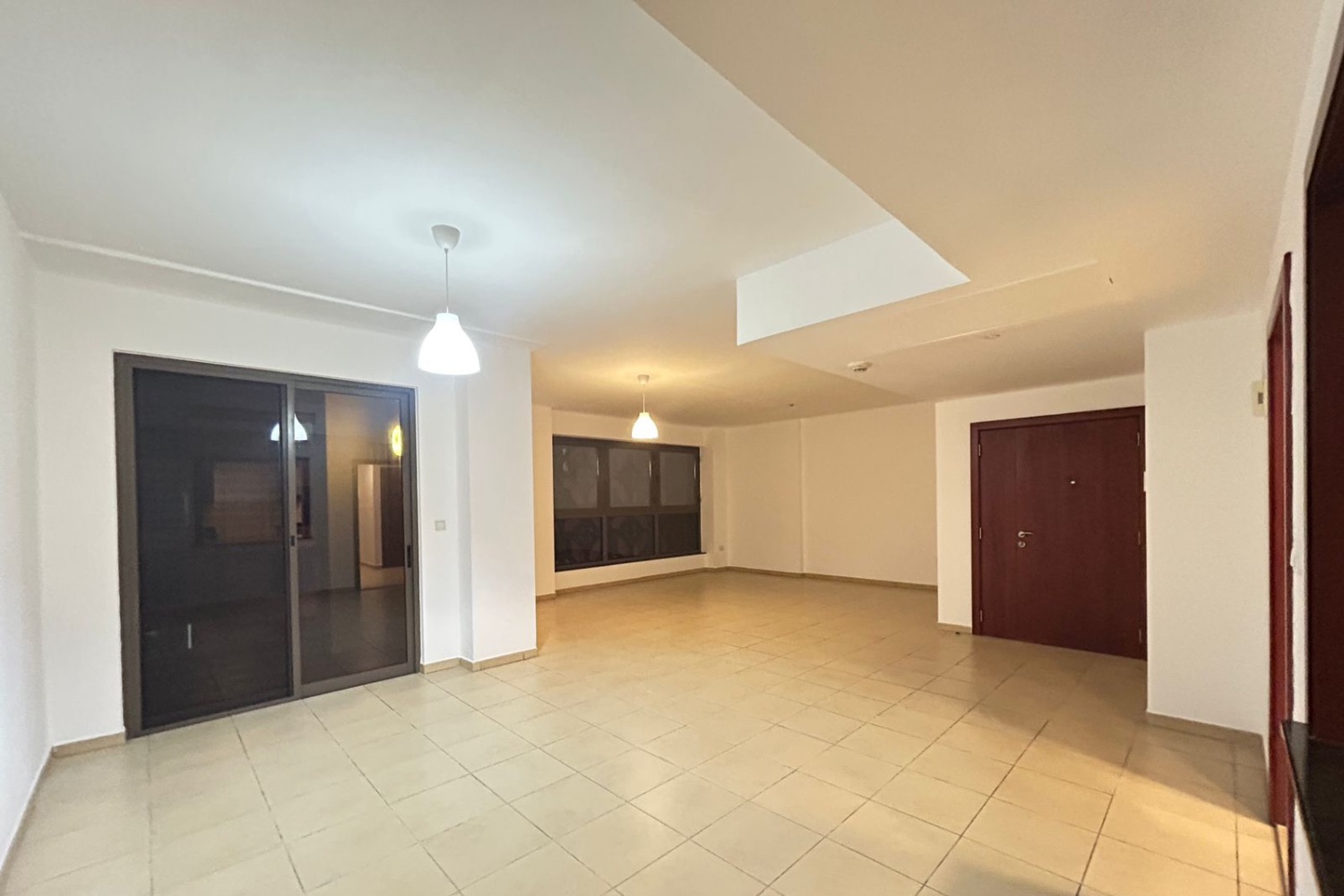 3 Bedrooms Apartment in Murjan 1