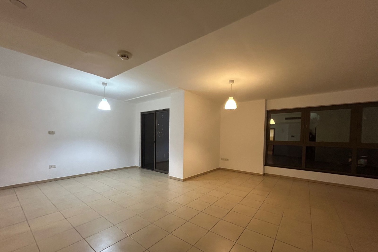 3 Bedrooms Apartment in Murjan 1