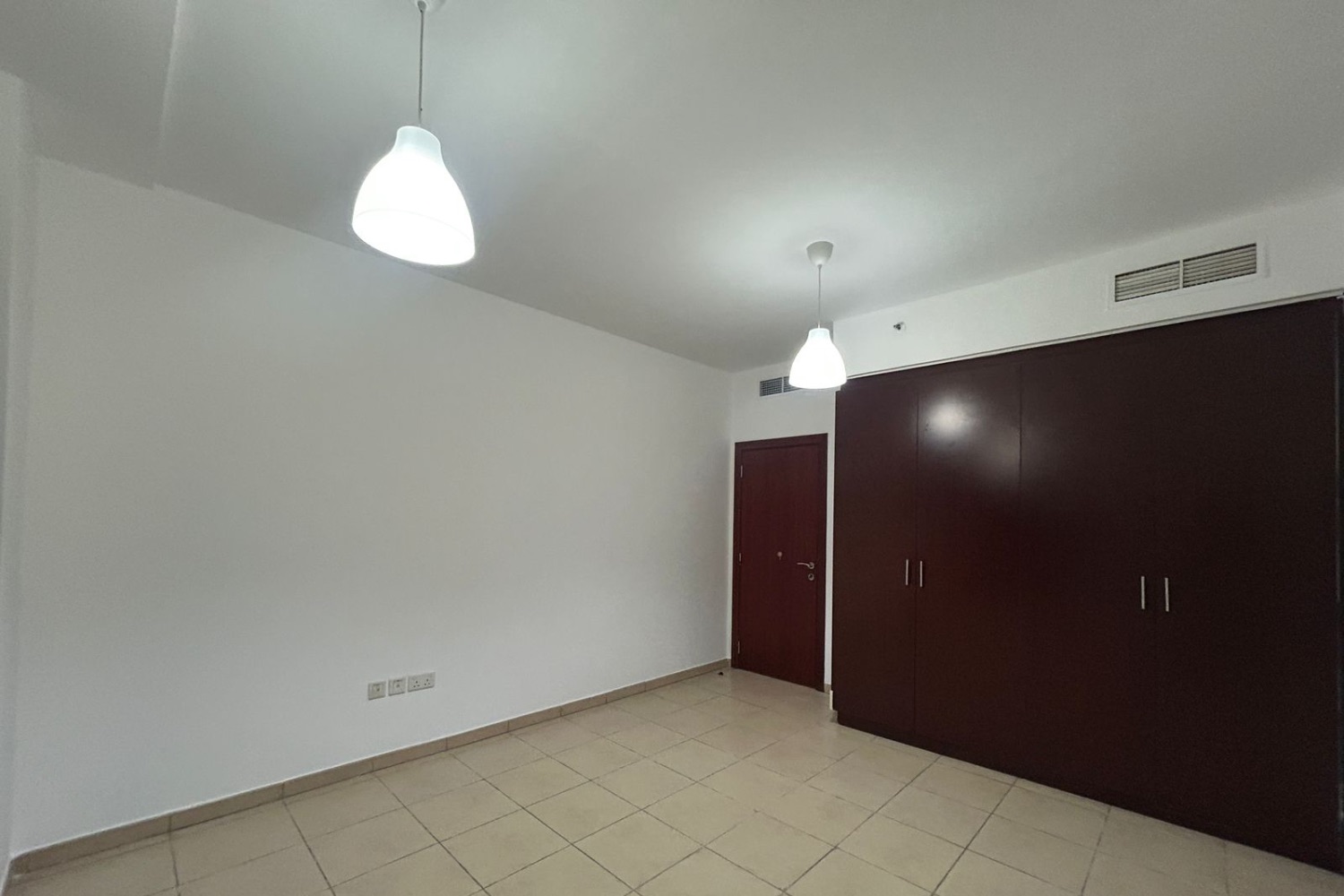 3 Bedrooms Apartment in Murjan 1