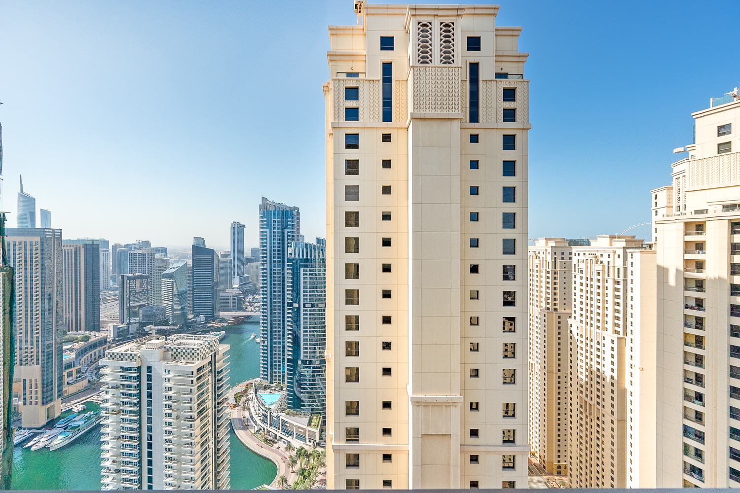 2 Bedrooms Apartment in Murjan 1