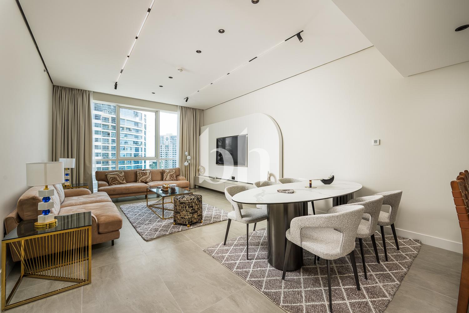 Upgraded | 2+Maid | Beach front living