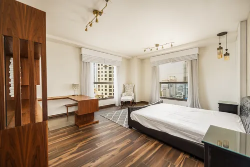 3 Bedrooms Apartment in Murjan 1