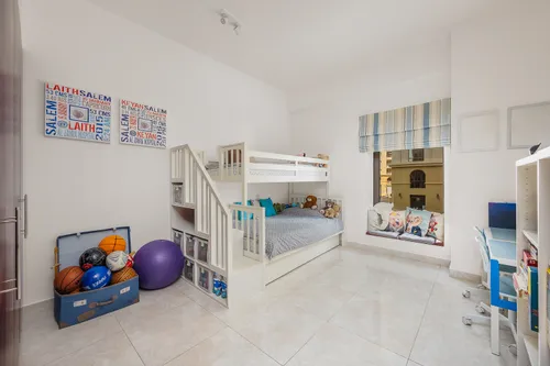 3 Bedrooms Apartment in Shams 1