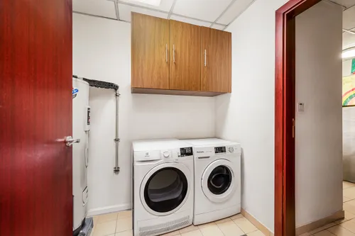 3 Bedrooms Apartment in Shams 1