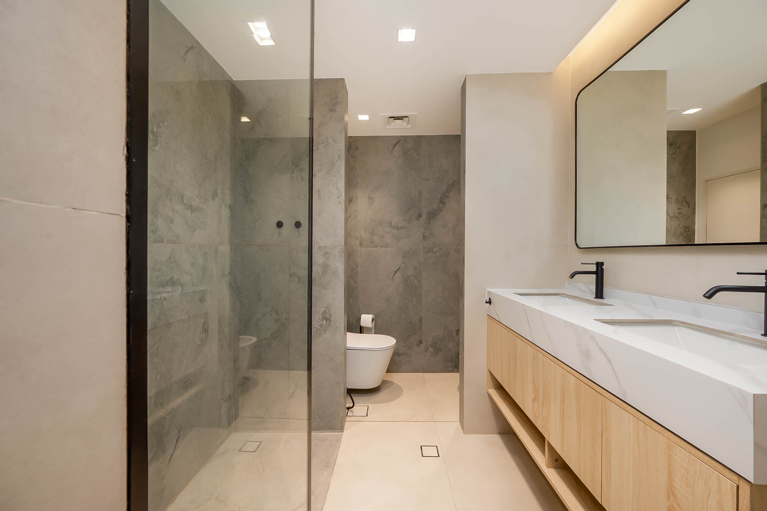 1 Bedroom Apartment in Murjan 1